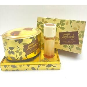 Vintage NOS Fabergé Woodhue Bath Powder 5 oz with Puff – Unopened, Retro Beauty